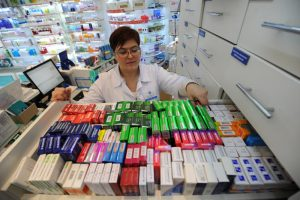 Пункты выдачи лекарств в поликлиниках сделают полноценными аптеками